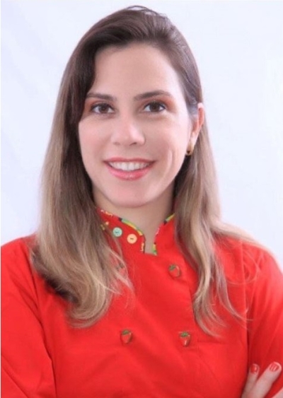 Isabelle Brito, coordenadora pedagógica do curso de Gastronomia e professora da disciplina Cozinha Regional Nordestina (Foto: Assessoria Unit)