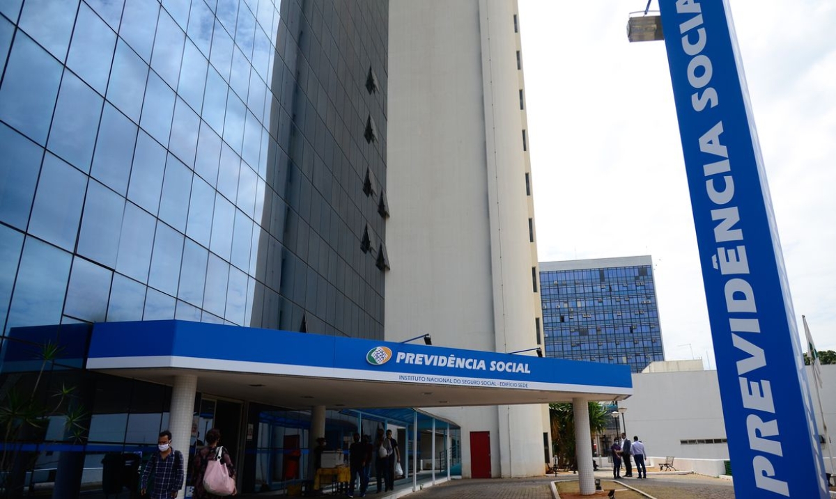 INSS paga a partir desta segunda-feira (21/2) benefícios de até um salário mínimo (Foto: Marcello Casal Jr./ Agência Brasil)
