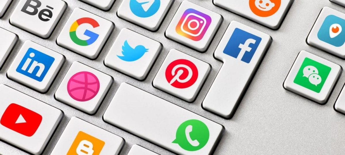 Uso de redes sociais aumentou casos de tiques involuntários em crianças, diz estudo (Imagem: Olhar Digital)