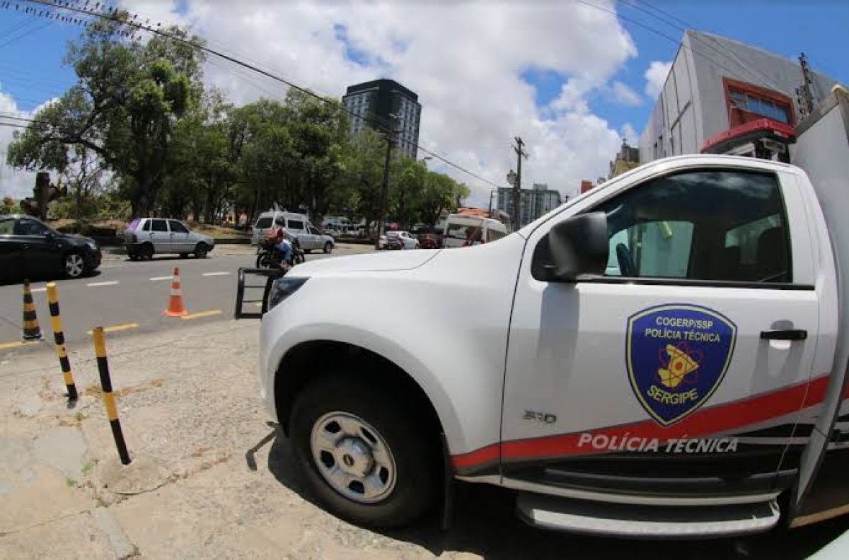 Três veículos se envolvem em acidente e deixa uma pessoa morta (Foto: SSP/SE)