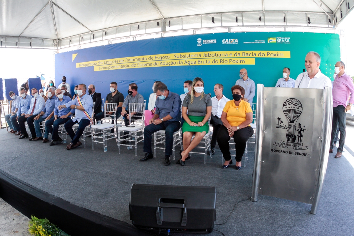 Belivaldo Chagas entrega obras de mais de R$ 150 milhões para reforço do abastecimento de água e ampliação da rede de esgoto na Grande Aracaju (Foto: Mário Sousa/ Supec/SE)