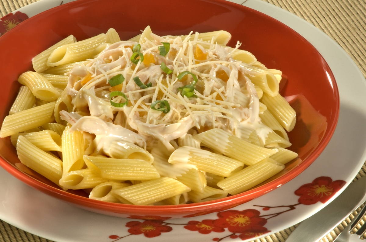 Penne ao Molho de Damasco com Frango Defumado (Foto: Divulgação/ Fortaleza)