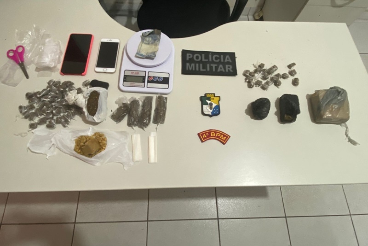 Polícia Militar prende traficantes com maconha e crack em Canindé (Foto: PM/SE)
