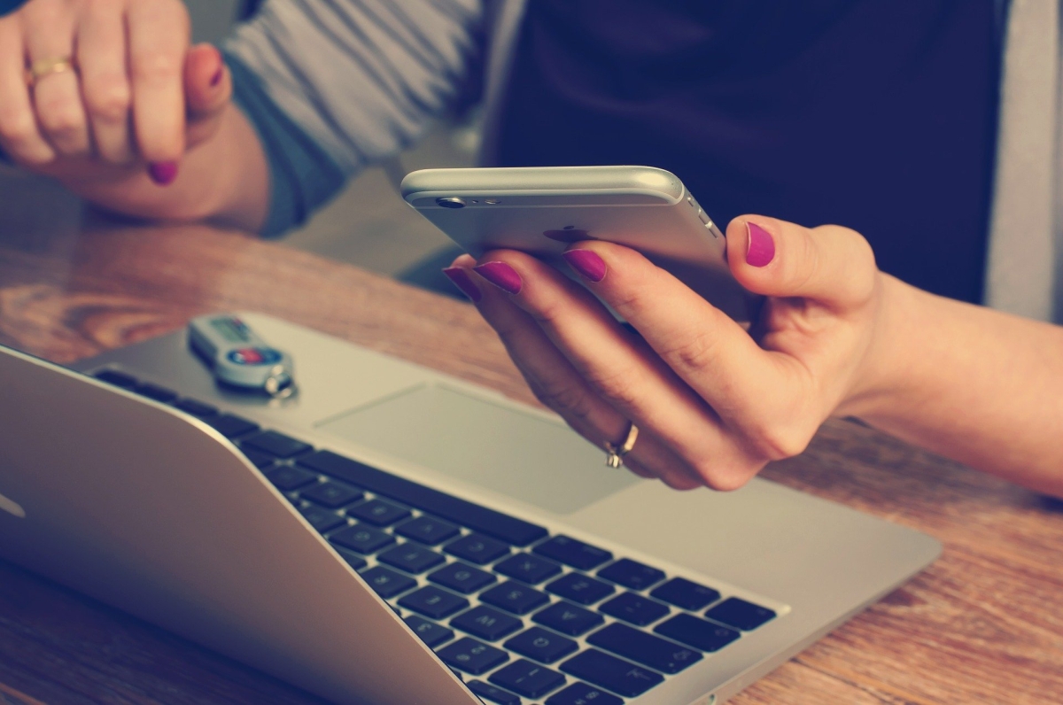 Golpes na internet: advogada orienta sobre prevenção e denúncias - Foto: Pixabay