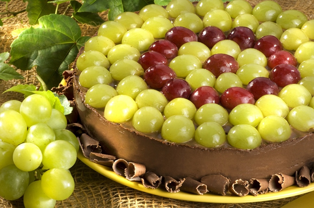Torta de Uva com Chocolate - Foto: Divulgação | Mimo