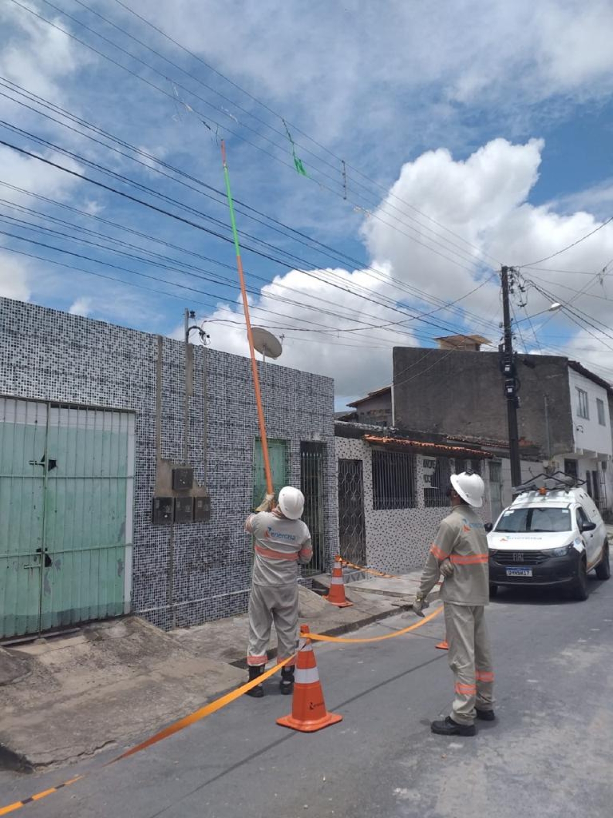 Saiba quais os riscos de soltar pipas próximo à rede elétrica - Foto: Assessoria Energisa/SE