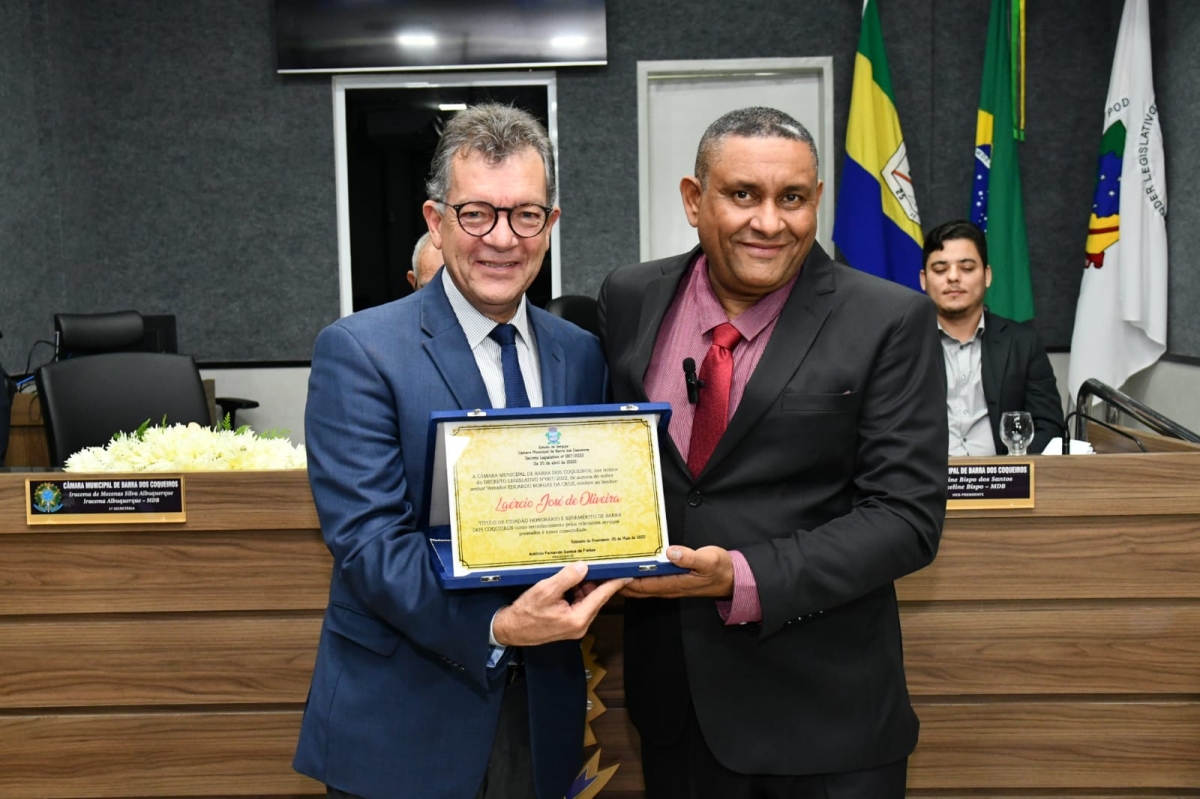 Laércio Oliveira recebe Título de Cidadão da Barra dos Coqueiros - Foto: Site Laércio Oliveira
