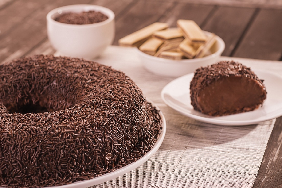 Brigadeirão com Wafer de Chocolate - Foto: 
Divulgação | Vitarella