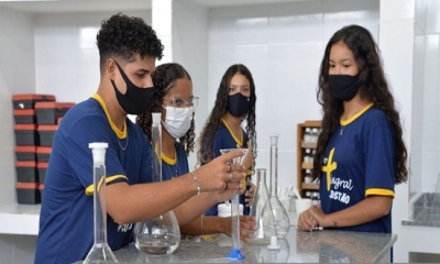 Ao todo serão seis premiadas: três do Ensino Médio e três da Graduação - Foto: Seduc/SE