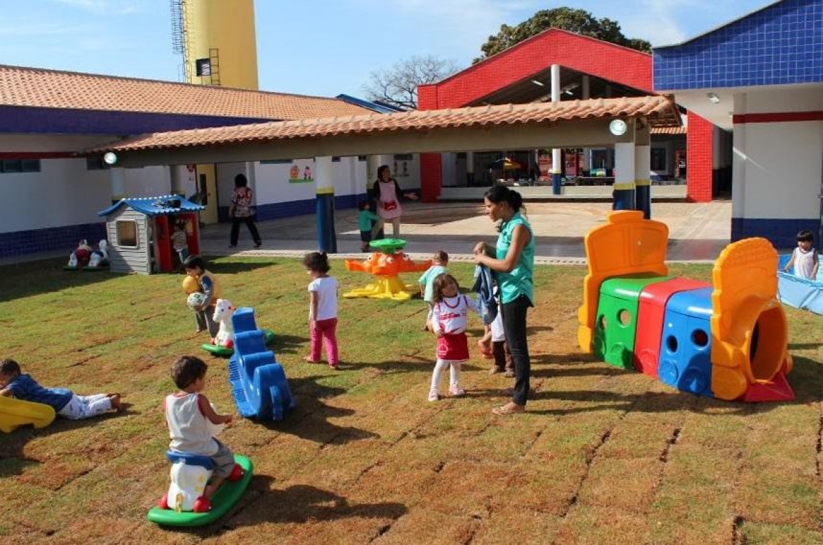 As creches e berçários realizam um trabalho de caráter educativo, voltado a garantir assistência, alimentação, saúde e segurança às crianças - Foto: PAC | Agência Senado