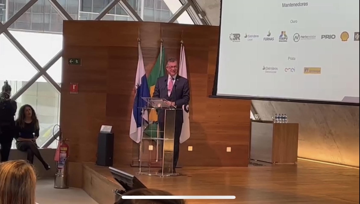 Laércio Oliveira defende em seminário da FGV o aumento da produção de gás natural para que o Brasil se torne autossuficiente - Foto: Assessoria Laércio Oliveira