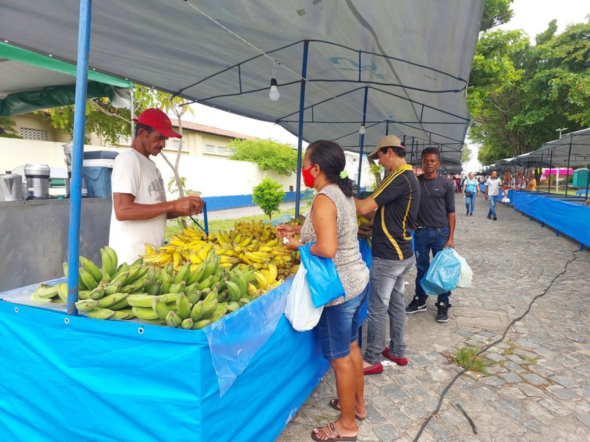 Prefeitura de Aracaju implementa nova feira livre no Siqueira Campos - Foto: Ascom Emsurb