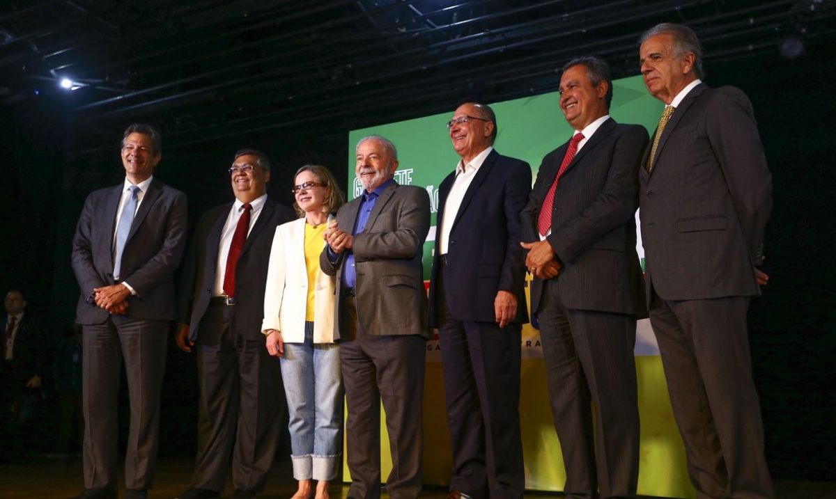 O presidente eleito, Luiz Inácio Lula da Silva, anuncia ministros durante coletiva no CCBB Brasília - Foto: Marcelo Camargo | Agência Brasil O presidente eleito, Luiz Inácio Lula da Silva, anuncia ministros durante coletiva no CCBB Brasília - Foto: Marcelo Camargo | Agência Brasil
