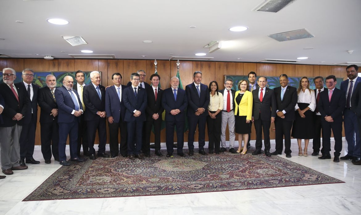 Os presidentes do Senado Federal, Veneziano Vital do Rêgo, da República, Luiz Inácio Lula da Silva, e da Câmara dos Deputados, Arthur Lira, se reúnem para apresentação do decreto legislativo (PDL 1/2023) votado pela Câmara e pelo Senado - Foto: José Cruz | Agência Brasil