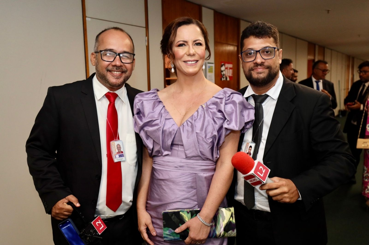 Nos corredores da Câmara Federal, Jony Cannon, deputada Katarina Feitoza e David Brandão - Foto: Divulgação | L2News