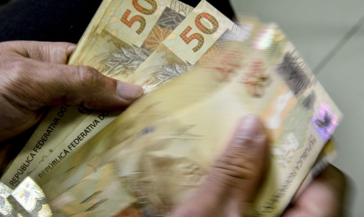 Lula confirma aumento do salário mínimo para R$ 1.320 em maio - Foto: Marcello Casal Jr. | Agência Brasil