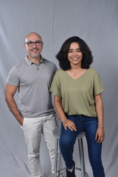 Professor ?zio Déda e a estudante Nayara Silva de Oliveira - Foto: Asscom Unit