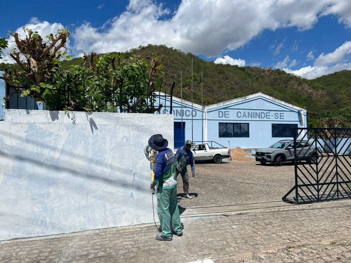 Obras de restauração do futuro prédio da unidade da Apae de Canindé de São Francisco - Foto: Assessoria de Comunicação Feapaes/SE