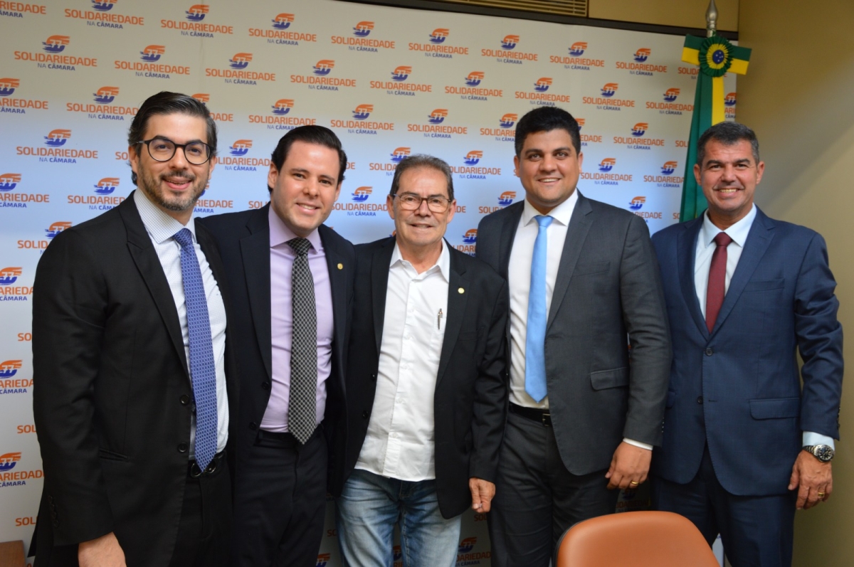 Lideranças políticas buscam fortalecer vínculos e discutir estratégias para o Solidariedade em Sergipe - Foto: Passos Comunicação