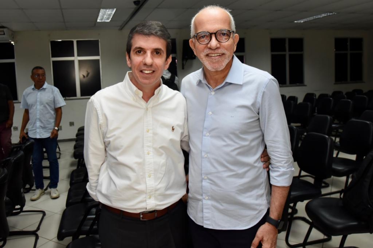 Prefeito de Aracaju anuncia Victor Rollemberg como novo secretário do Desenvolvimento Econômico - Foto: Arthur D´Avila | PMA