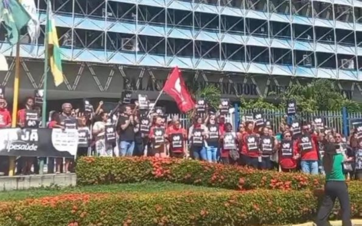 Servidores públicos protestam em Aracaju contra mudanças no Ipesaúde - Foto: CUT/SE