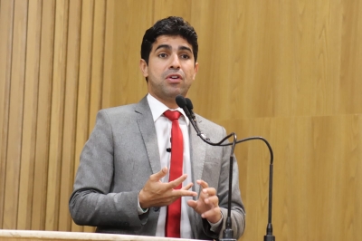 Vereador Pastor Diego cobra efetividade e humanização no atendimento pediátrico - Foto: China Tom