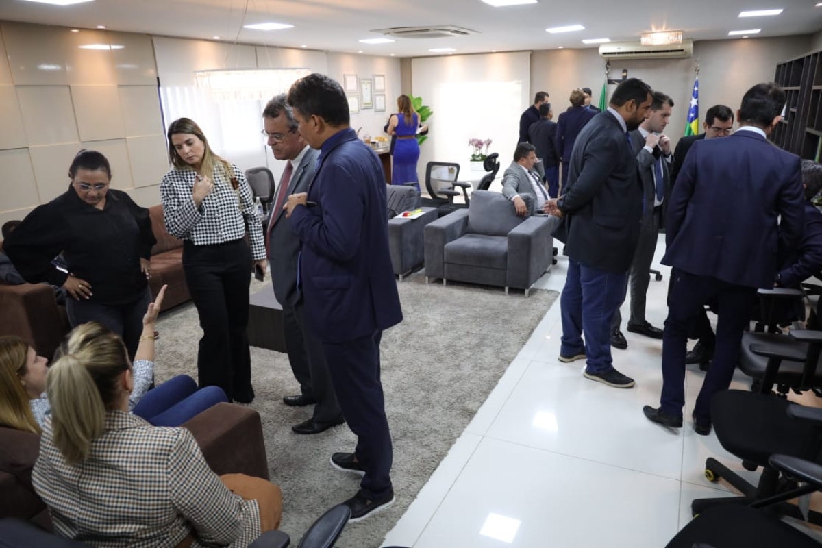 Jeferson Andrade reúne deputados, reforça segurança, aciona PF, SSP e repudia ameaças à democracia - Foto: Jadilson Simões | Agência Alese