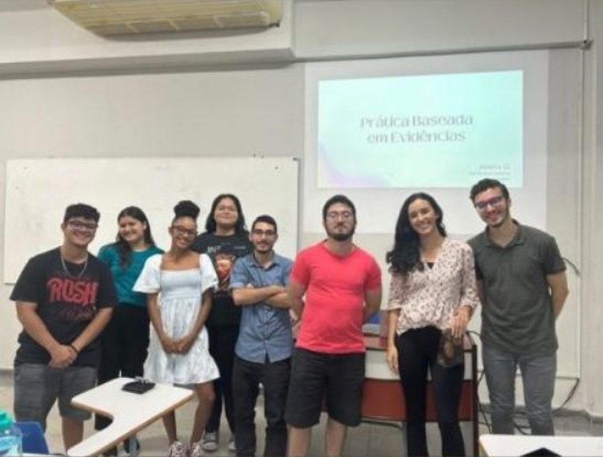 Estudantes membros da Liga de Psicologia LATeCC - Foto: Unit