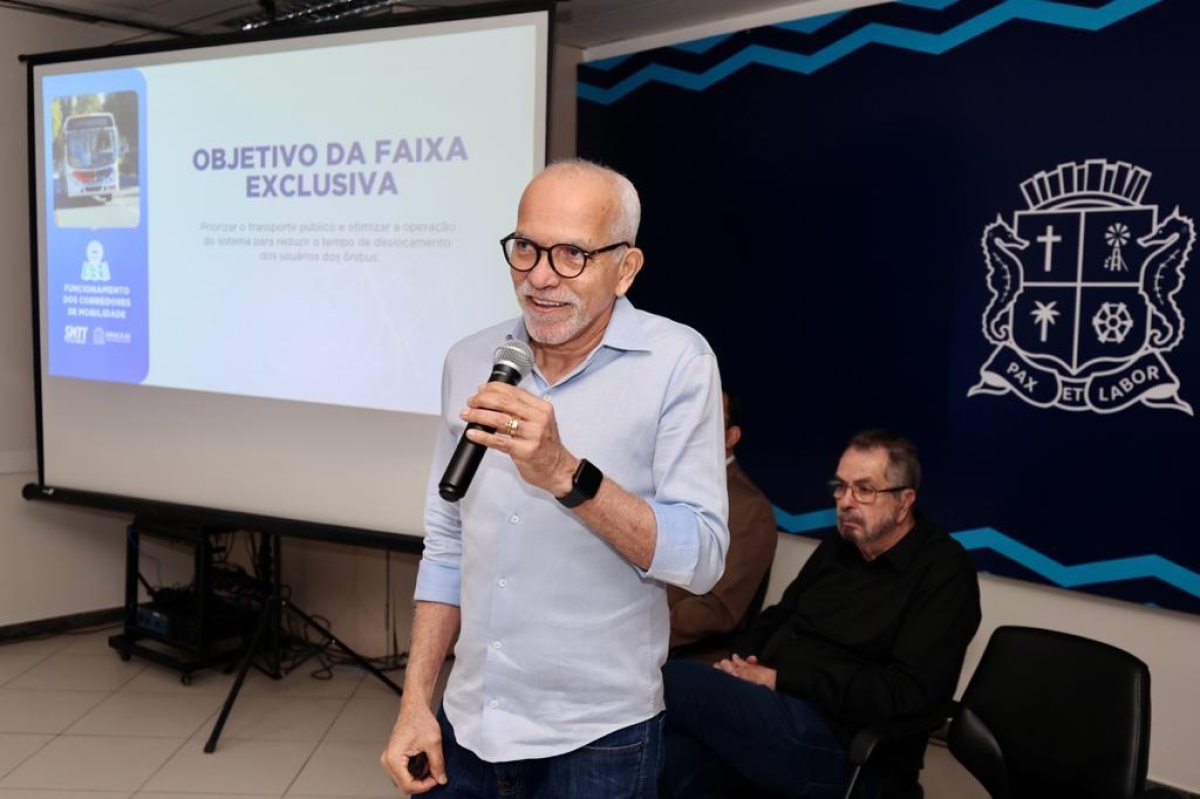 Prefeito Edvaldo apresenta funcionamento dos corredores de transporte de Aracaju; confira quem pode trafegar - Foto: Arthur DAvila | Prefeitura de Aracaju Prefeito Edvaldo apresenta funcionamento dos corredores de transporte de Aracaju; confira quem pode trafegar - Foto: Arthur DAvila | Prefeitura de Aracaju
