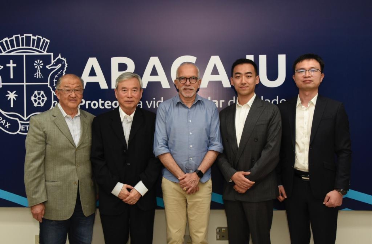 Prefeito Edvaldo Nogueira recepciona empresários chineses interessados em investir em Aracaju - Foto: Ana Lícia Menezes | Prefeitura de Aracaju