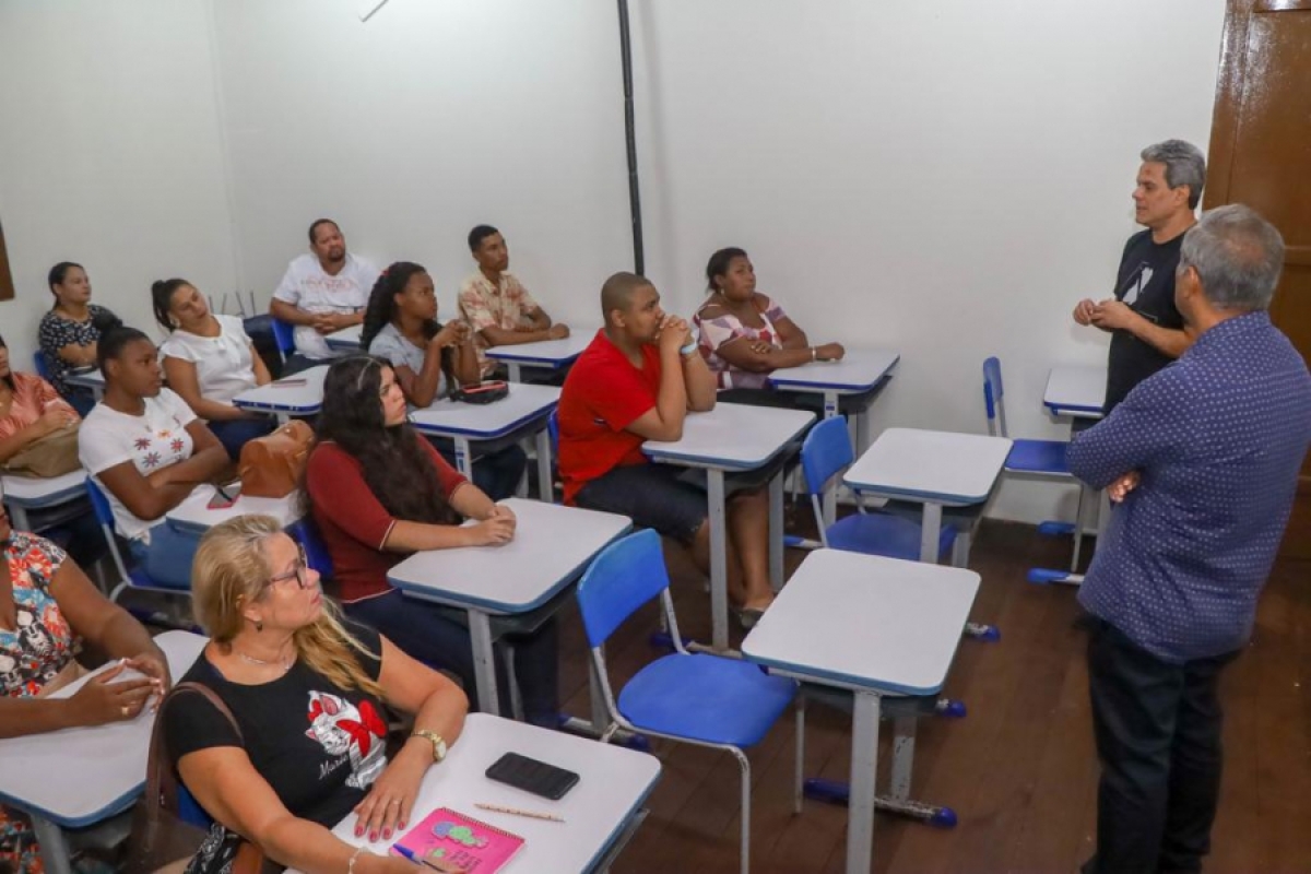 Prefeitura de Laranjeiras promove curso de garçom em parceria com o Senac - Foto: Prefeitura de Laranjeiras