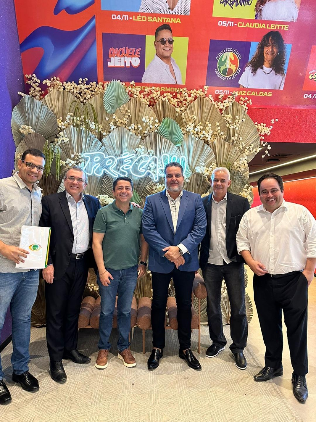 Representantes do Pré-Caju, da Band e do Ajufest se reúnem para discutir sobre projeto de cobertura da prévia carnavalesca - Foto: Assessoria de Imprensa Pré-Caju