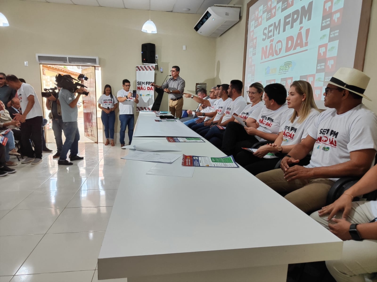 Queda de FPM e arrecadação dos municípios foram apresentadas durante coletiva de imprensa realizada pela FAMES - Foto: Innuve Comunicação