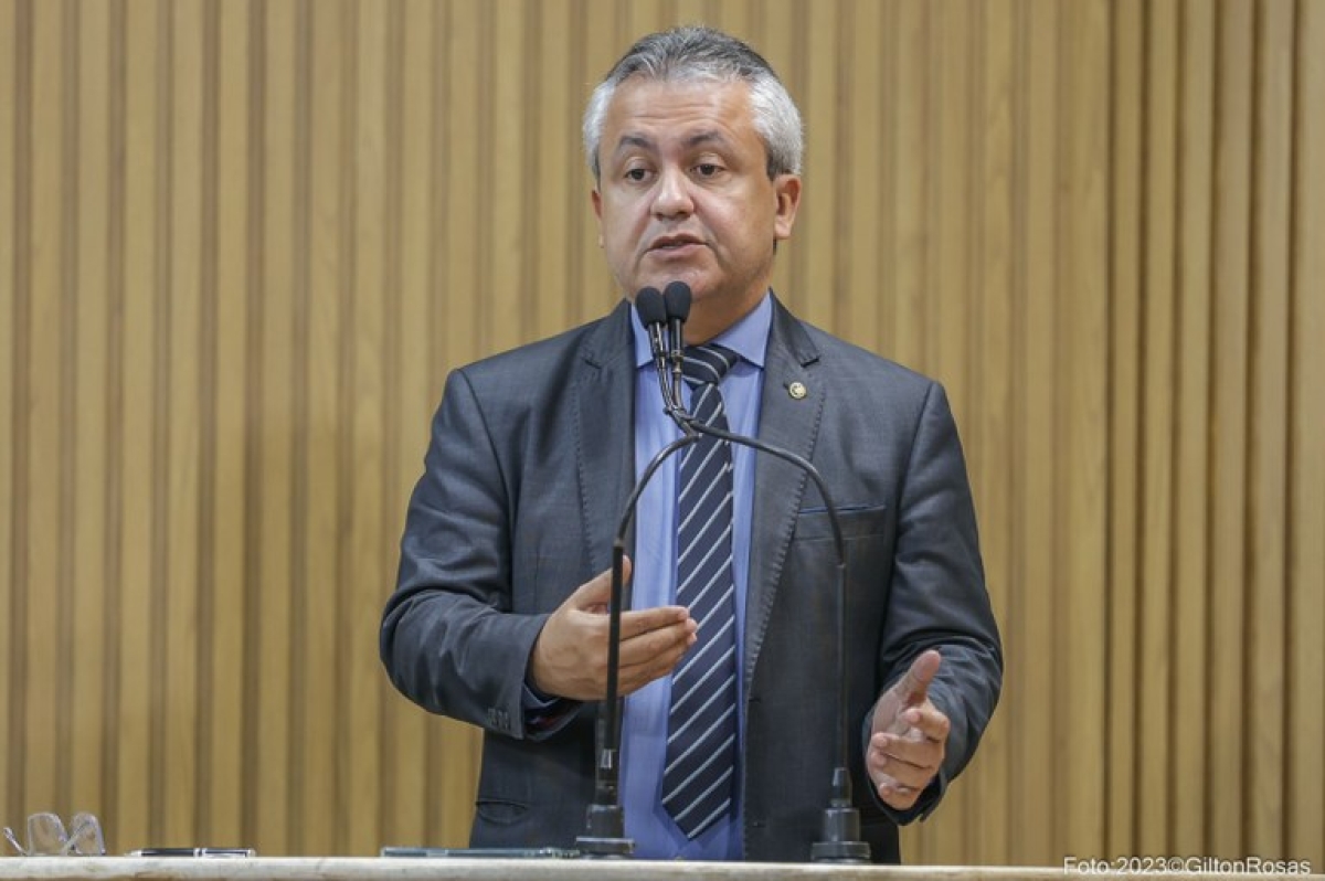 Vereador Elber Batalha - Foto: Gilton Rosas