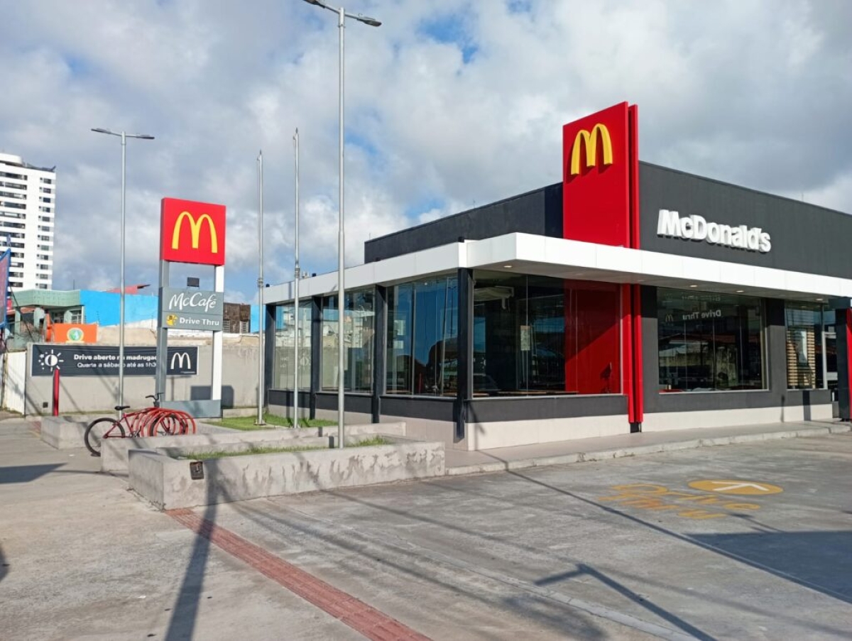 O McDonald´s do bairro Treze de Julho dispõe agora do cardápio de café da manhã - Foto: Ascom McDonald´s