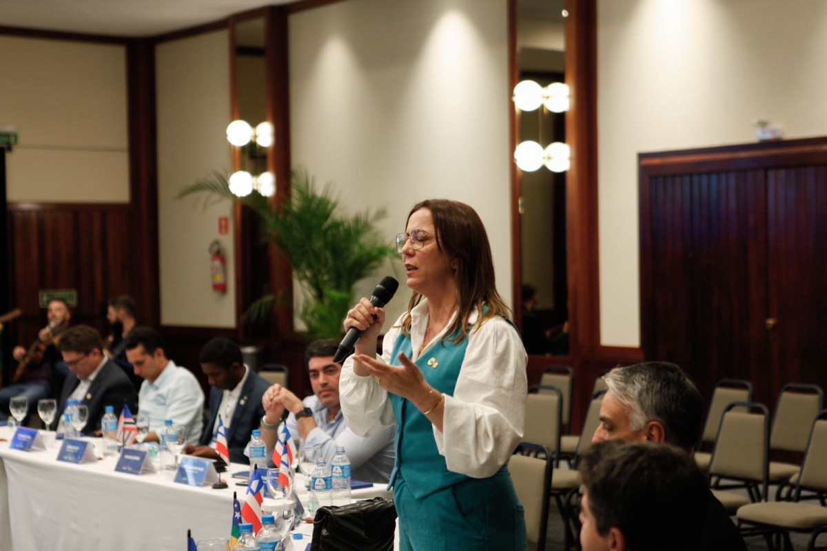 No Paraná, Delegada Katarina participa de Encontro da bancada do PSD - Foto: Assessoria Delegada Katarina