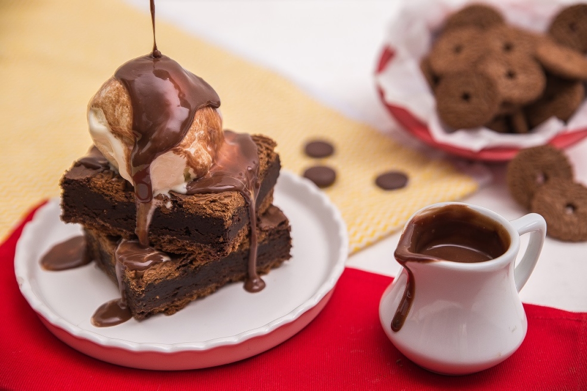 Brownie Crocante com Sorvete e Calda de Creme de Avelã - Foto: Divulgação | Marca Fortaleza