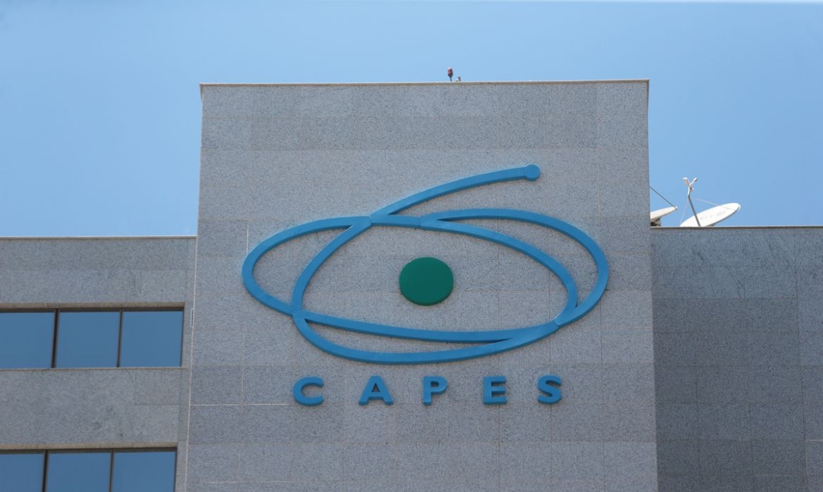 Fachada do edifício-sede da Coordenação de Aperfeiçoamento de Pessoal de Nível Superior (Capes) - Foto: Marcello Casal Jr | Agência Brasil