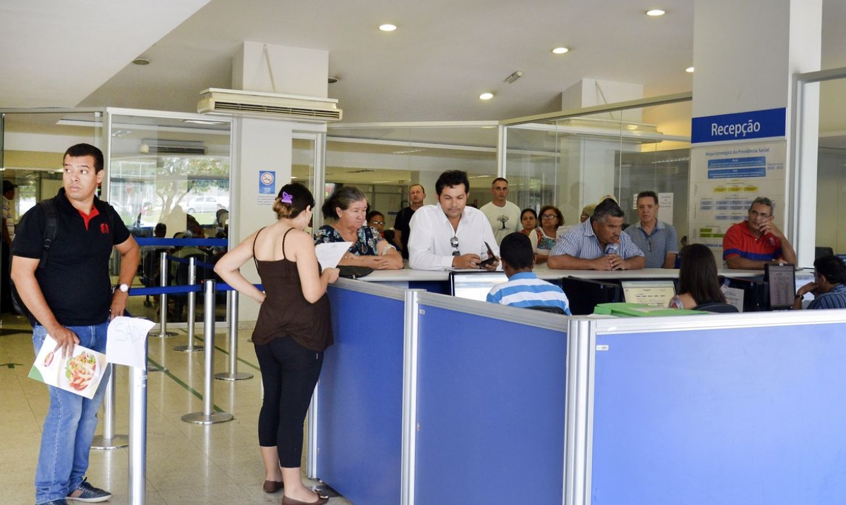 INSS começa a ligar nesta segunda-feira, 25/9, para segurados anteciparem perícia - Foto: Valter Campanato | Agência Brasil