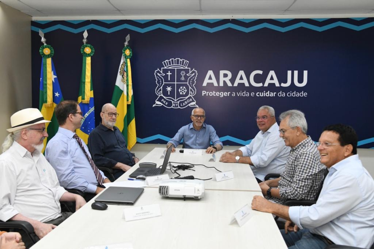 Edvaldo Nogueira: estudo feito pela ANTP é mais um grande passo para a instalação do consórcio metropolitano - Foto: Ana Lícia Menezes | Prefeitura de Aracaju