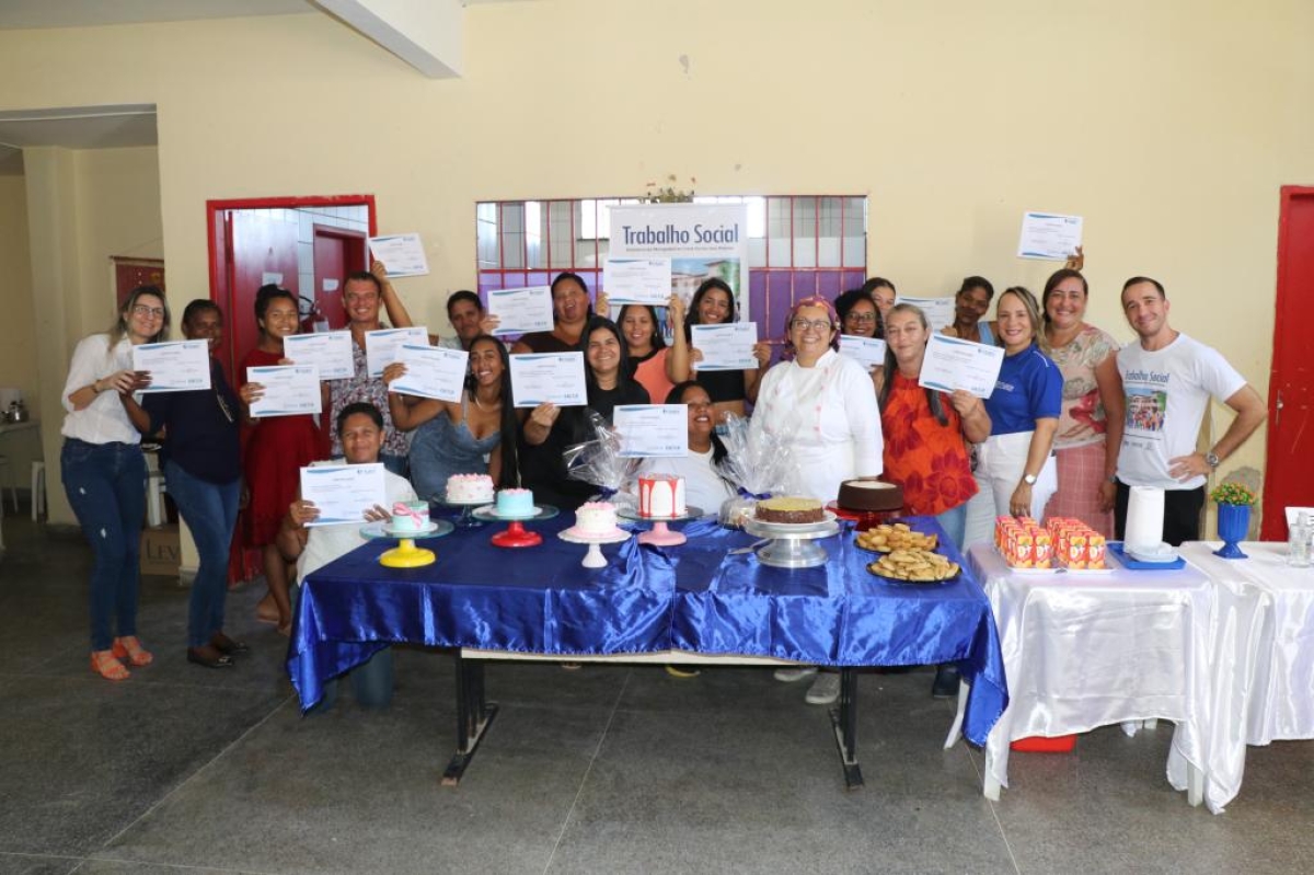 Prefeitura de Aracaju conclui curso de bolos e tortas para comunidade do residencial Mangabeiras - Foto: Mateus Souza | Prefeitura de Aracaju