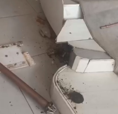 Escada de salão de festas desaba e assusta estudantes em Aracaju - Foto: Reprodução de Vídeo | Redes Sociais