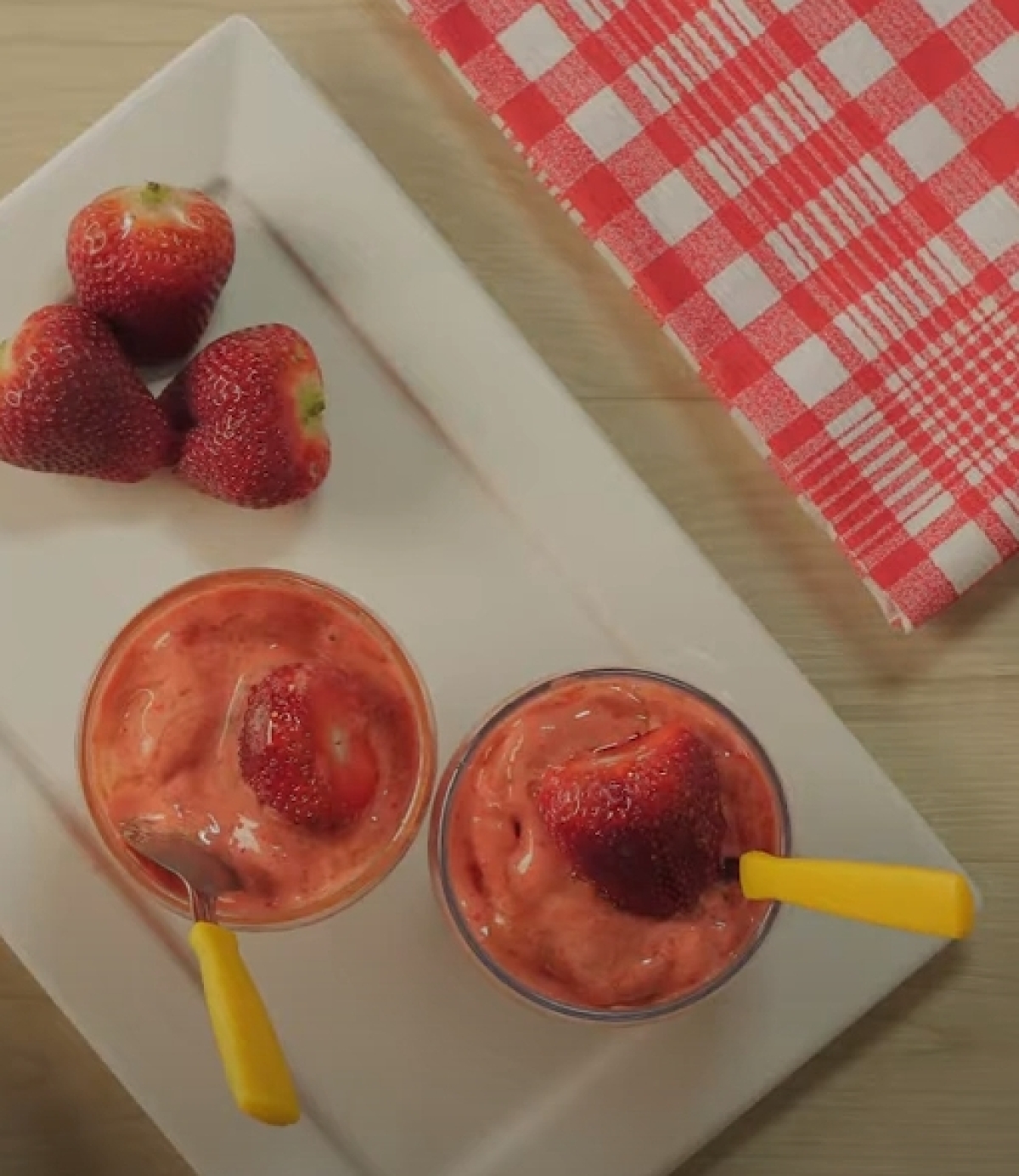 Sorvete Natural de Banana com Morango - Foto: Divulgação | Marca Baldoni