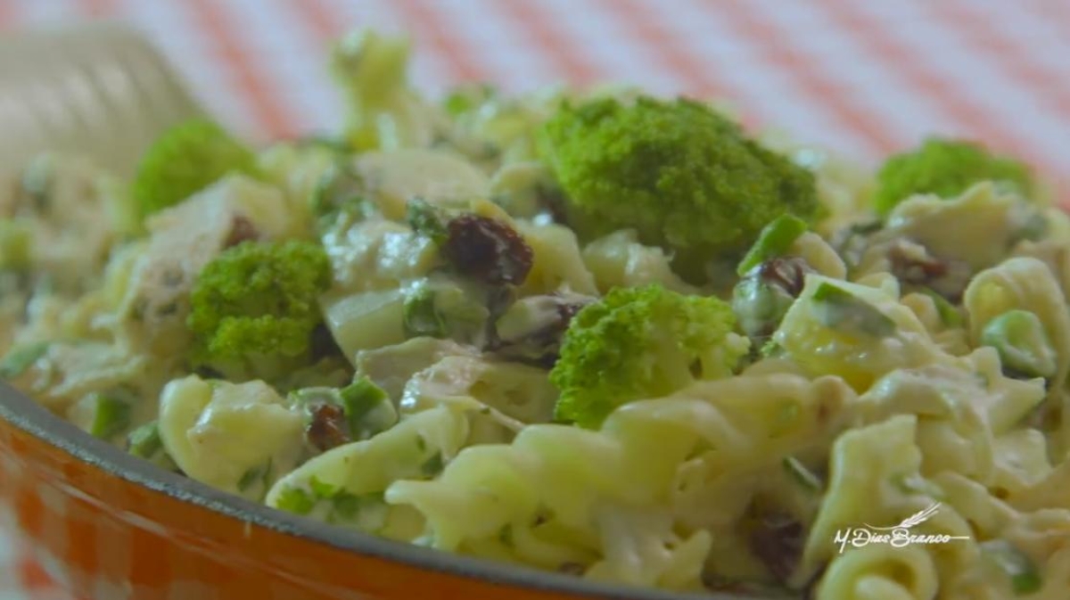 Salpicão com Macarrão Parafuso Estrela - Foto: Divulgação | Marca Estrela