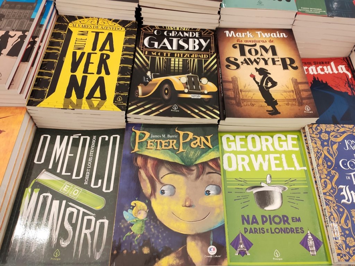Feira de livros Escariz acontece no RioMar Aracaju - Foto: João Soares