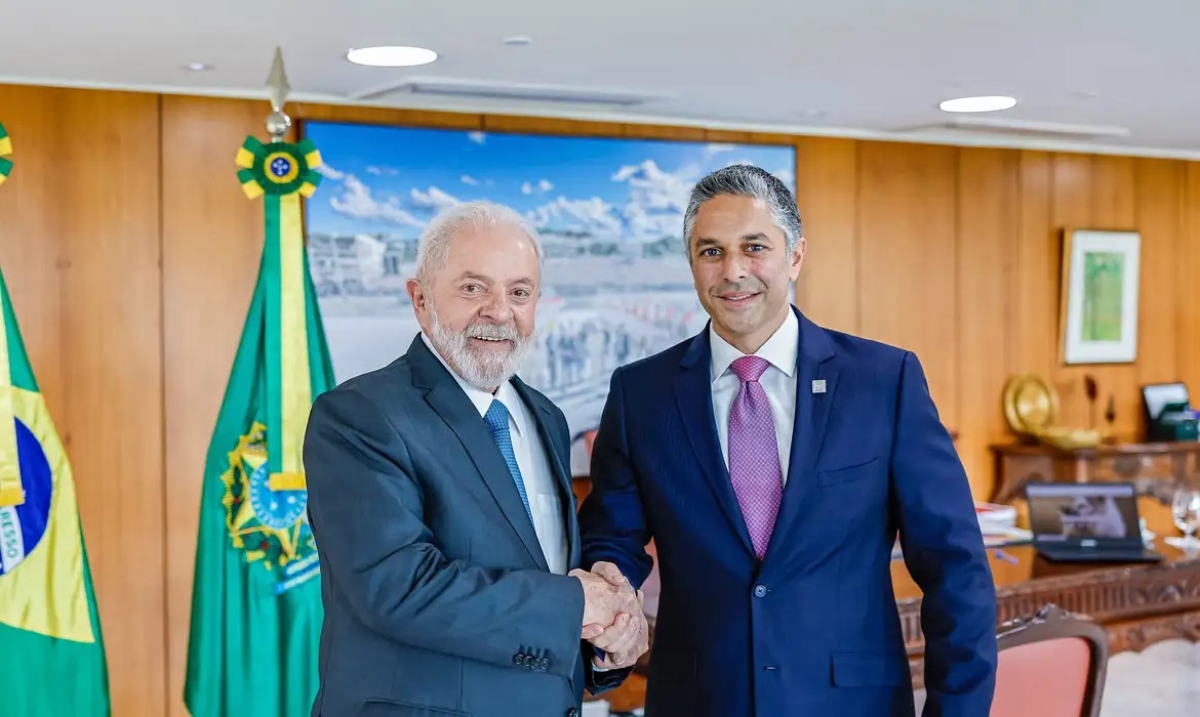 Brasília (DF), 24.01.2024 - Presidente da República, Luiz Inácio Lula da Silva, recebe em audiência o presidente da General Motors International, Shilpan Amin, no Palácio do Planalto - Foto: Ricardo Stuckert | PR