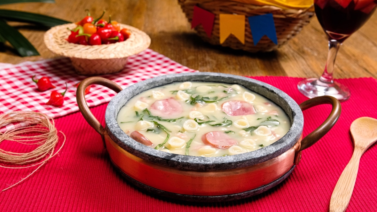 Caldo Verde com Macarrão Galo - Foto: Divulgação