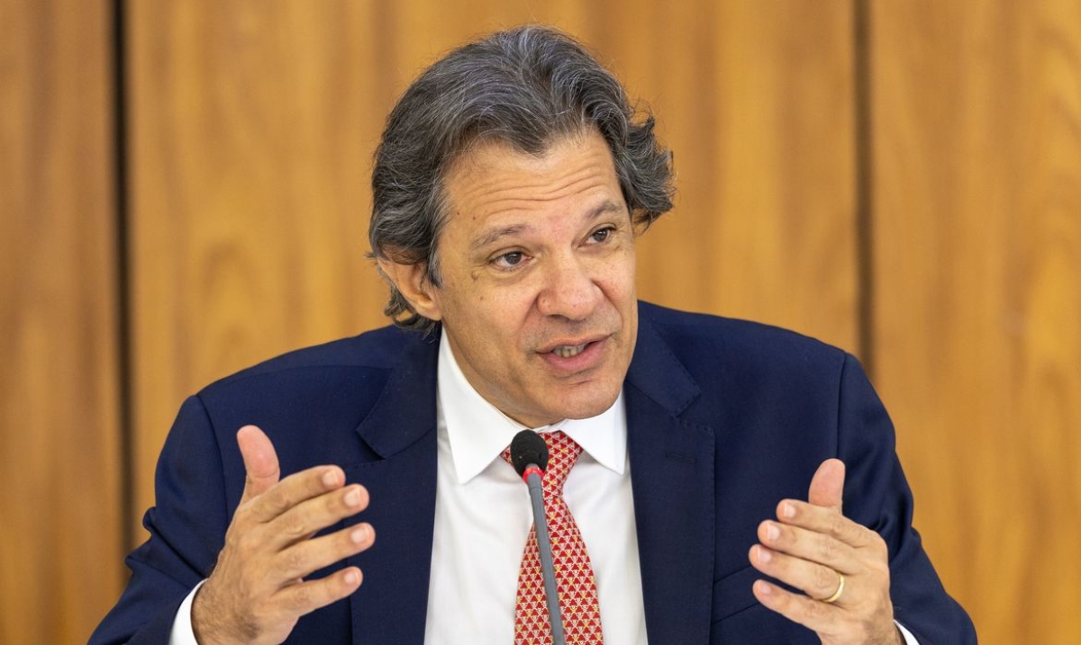 Brasília (DF), 26/03/2024 - Ministro da Fazenda, Fernando Haddad,  participa de cerimônia de Assinatura de Atos relacionados ao Programa MOVER e Debêntures de Infraestrutura - Foto: Fabio Rodrigues-Pozzebom | Agência Brasil