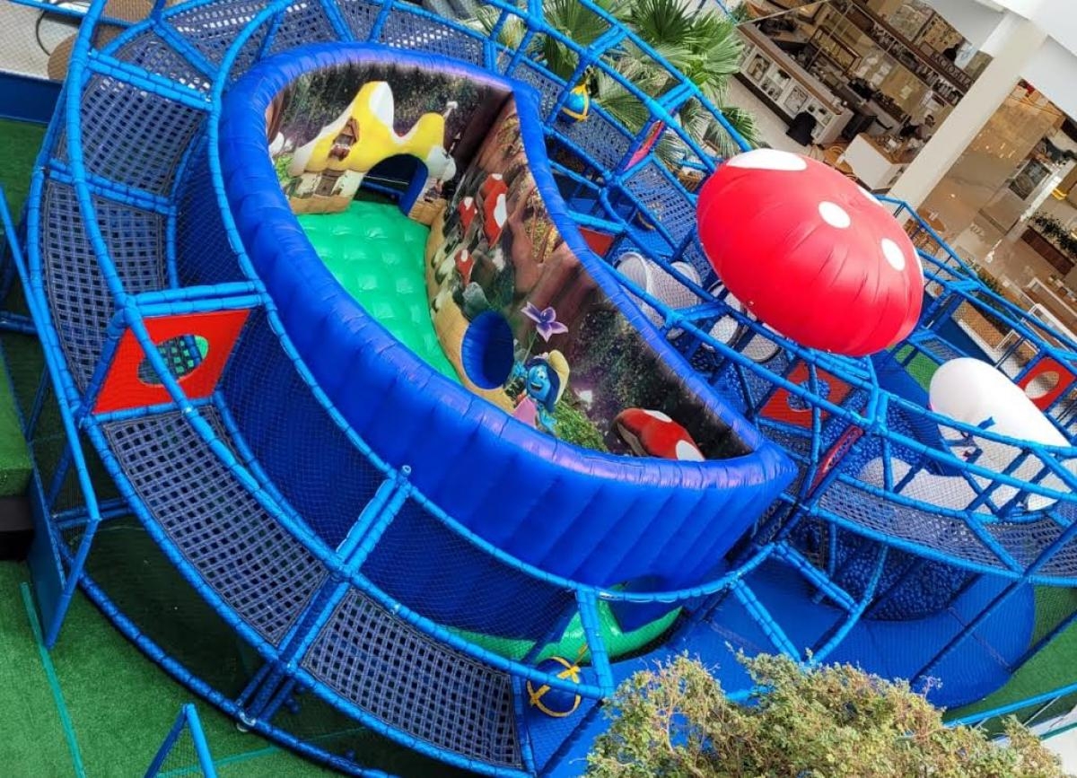 Vila dos Smurfs é atração divertida que chega ao RioMar Aracaju - Foto: Divulgação
