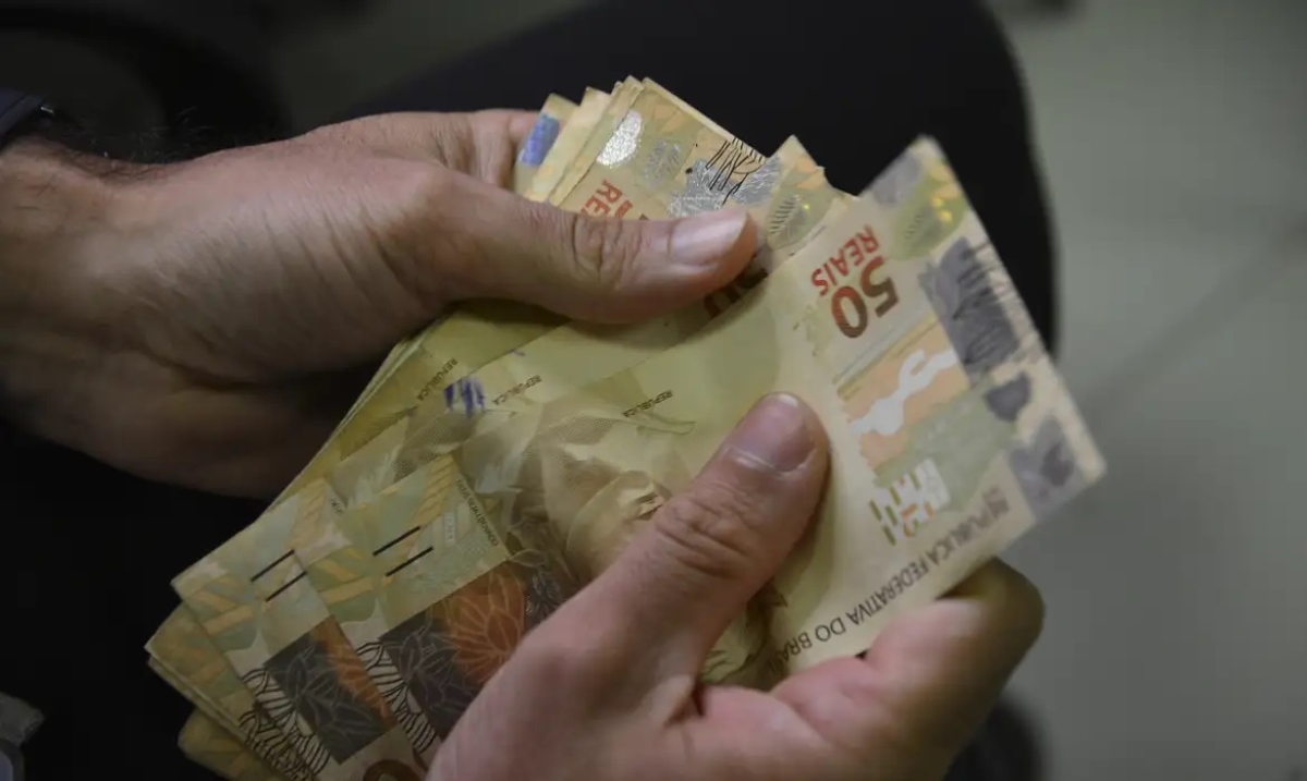 Caixa libera abono do PIS/Pasep para nascidos em julho e agosto - Foto: Marcello Casal Jr/Agência Brasil/Arquivo